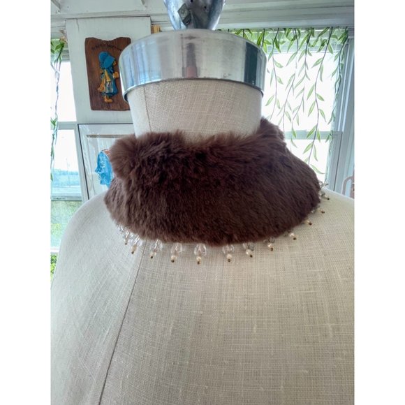 Vintage 1950s Brown Mink fur Collar/Necklace With Glass Dangle Beads - Picture 15 of 16